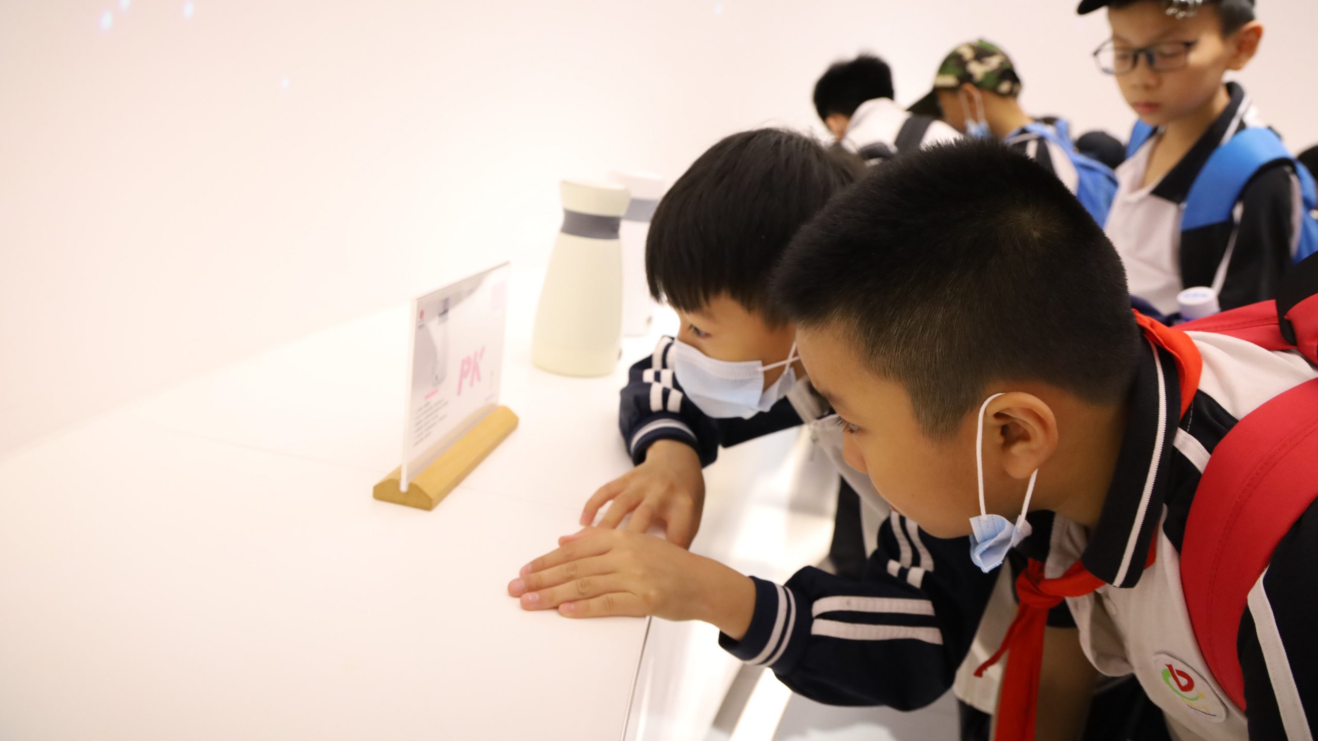 00名小學生“沸騰”了，在我城來一場創(chuàng)意紛呈的工業(yè)研學之旅"