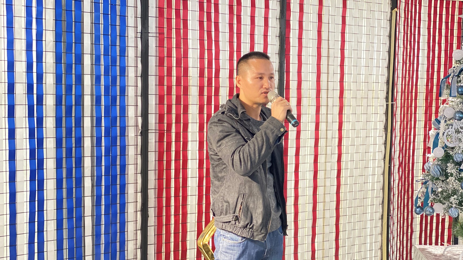 第十五期“小城故事”企業(yè)互訪：三家機(jī)構(gòu)擺出設(shè)計(jì)“龍門陣”
