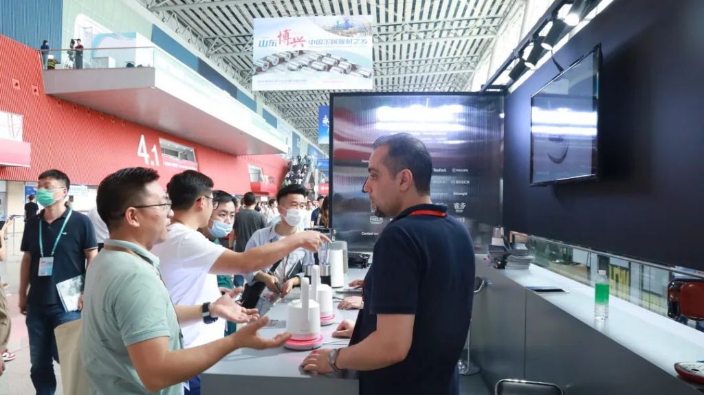 全球客商云集！設(shè)計城企業(yè)出征廣交會實力“吸睛”