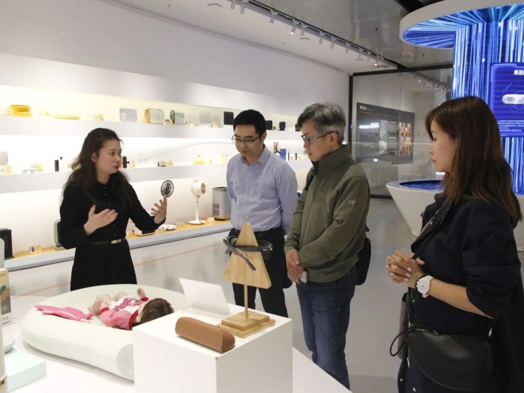 香港理工大學一行到訪廣東工業設計城，共探灣區設計人才發展新路徑
